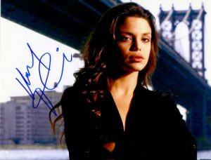Vanessa Ferlito Autogramm