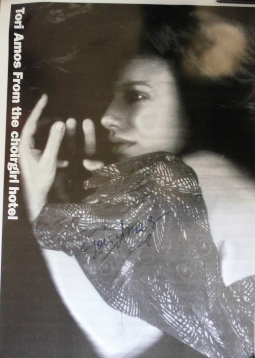 Tori Amos Autogramm auf Poster